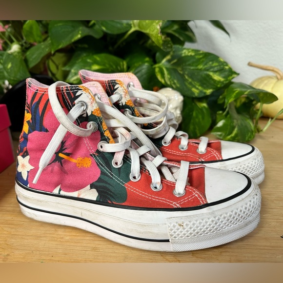 Hawaiian platform converse 🌺 - Picture 1 of 5